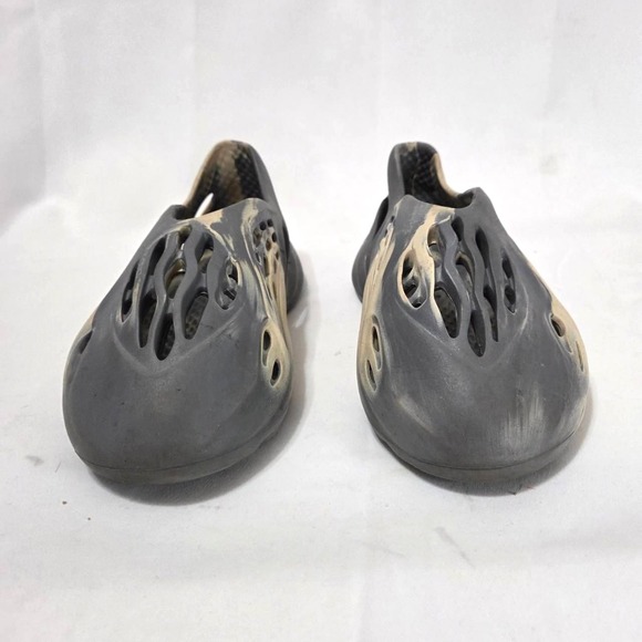 Adidas Yeezy Foam Runner MXT Moon Grey Mens Size 8 Marbled Slip On Clog - Picture 4 of 12
